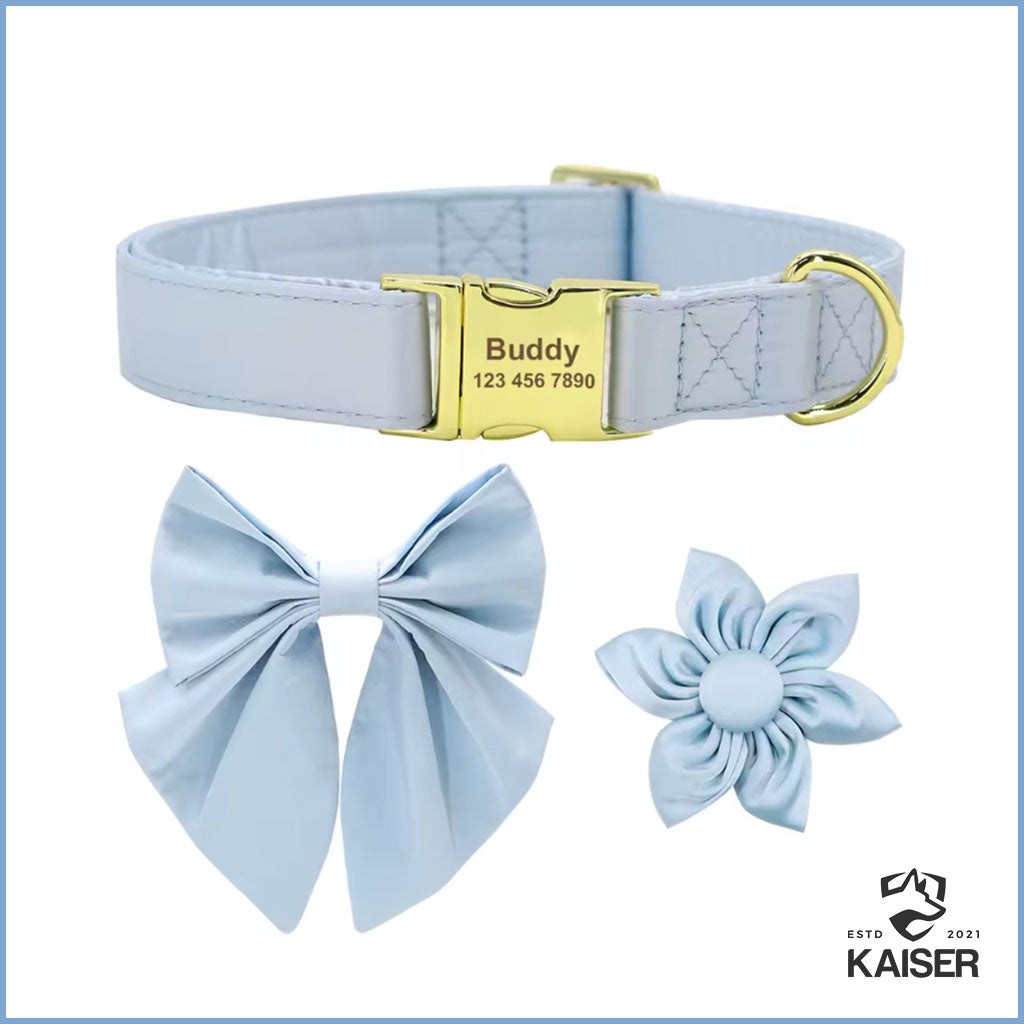 Personalisiertes Hundehalsband Blau mit abnehmbaren Fliege und Blume